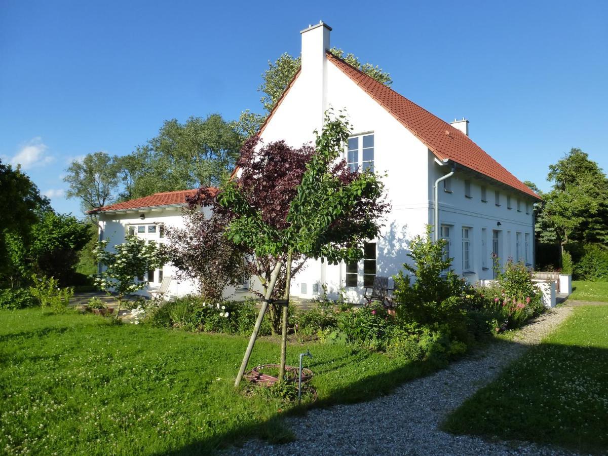 Traumhaftes Luxus-Ferienhaus Warnkenhagen  Exteriör bild