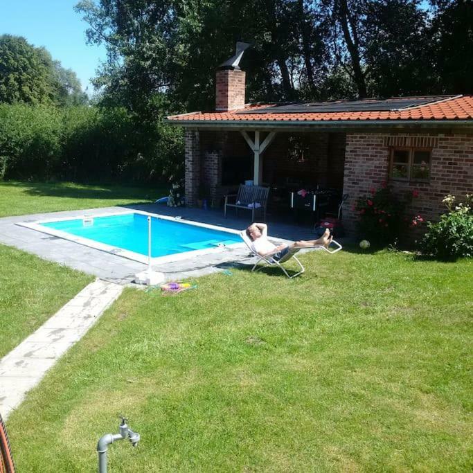 Traumhaftes Luxus-Ferienhaus Warnkenhagen  Exteriör bild